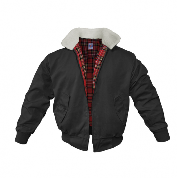 Harrington jacket dengan aksen bulu pada lengan